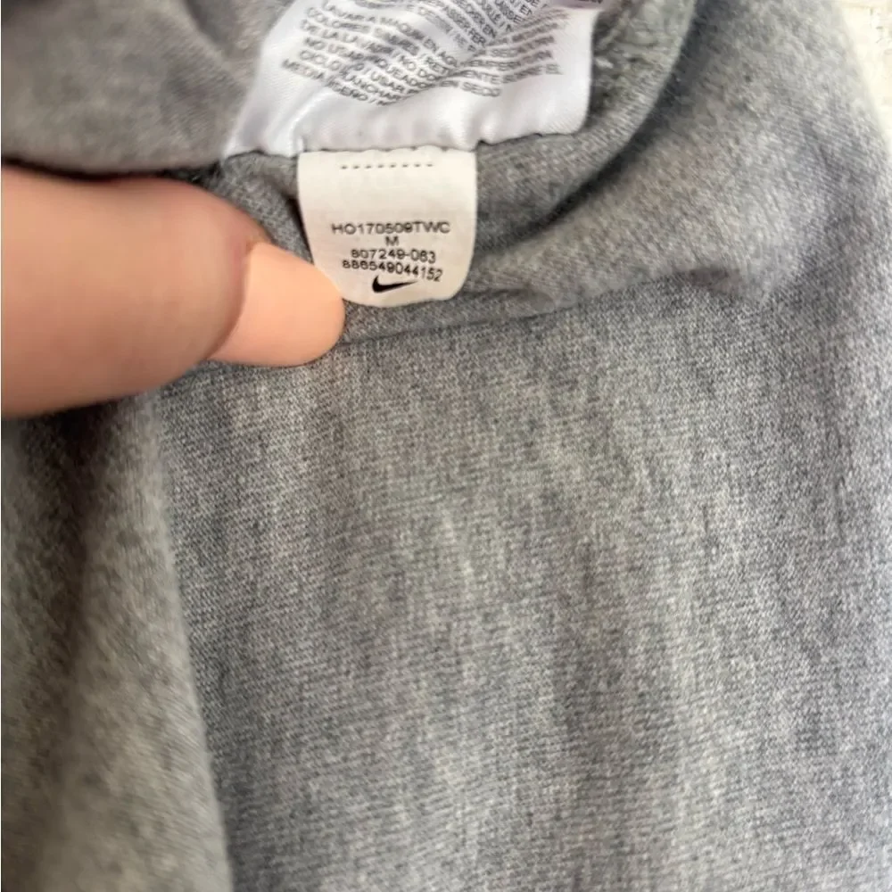 Nike Sweatshirt ✨